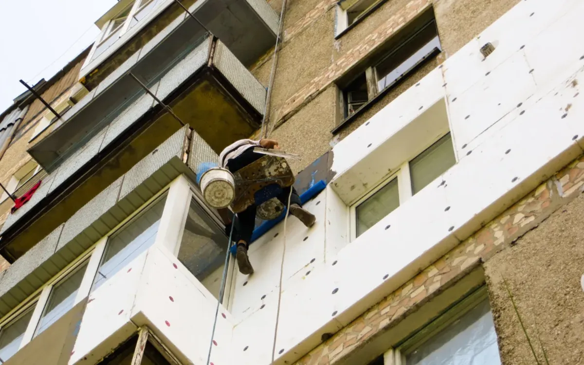 Ayudas para la rehabilitación de vivienda en 2026: cuáles siguen vigentes y dónde pedirlas