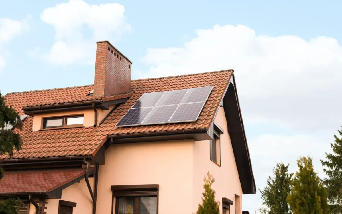 Instalación de placas solares en una vivienda, paso a paso