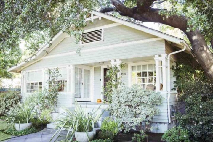 Fachadas de casas de una sola planta