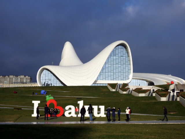 Centro Heydar Aliyev en Bakú Azerbaiyán proyectos obra nueva